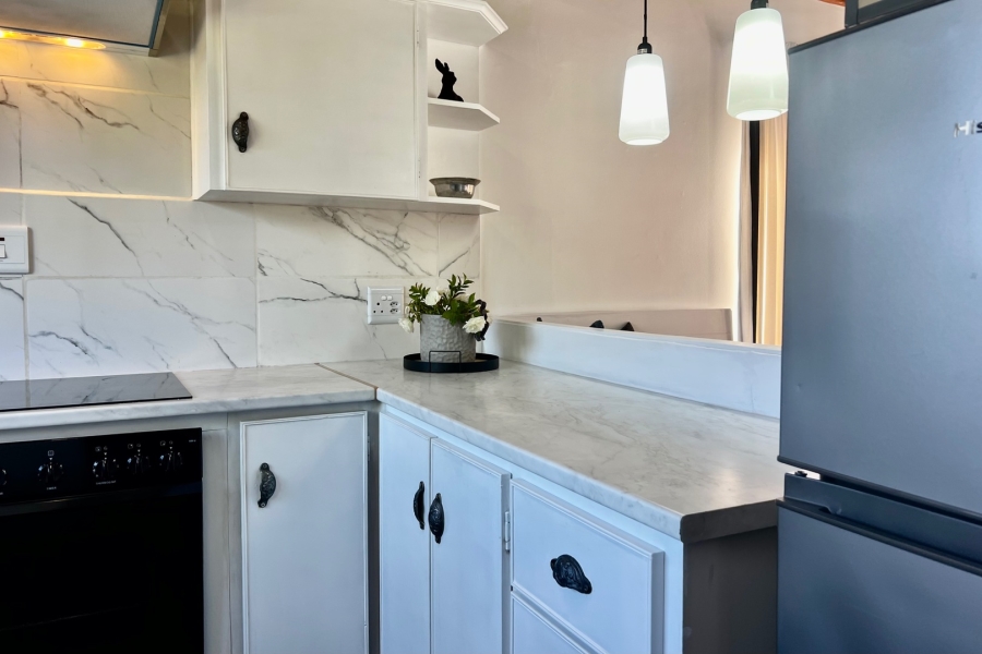 2 Bedroom Property for Sale in Heatherlands Western Cape